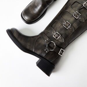 Stylish Black Leather Buckle Boots